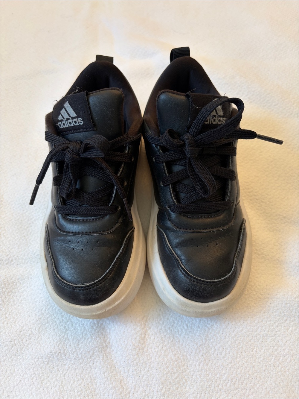 adidas Kids Black Sneakers with White Sole size 13 kids